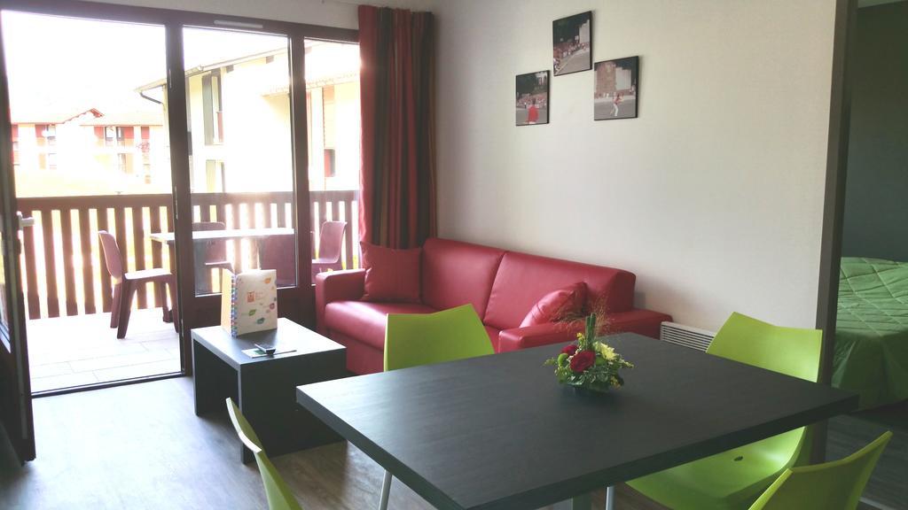 Vvf Pays Basque Saint-Etienne-De-Baigorry Hotel Bilik gambar